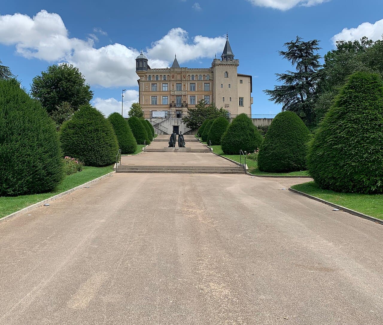 Le château de Saint-Priest