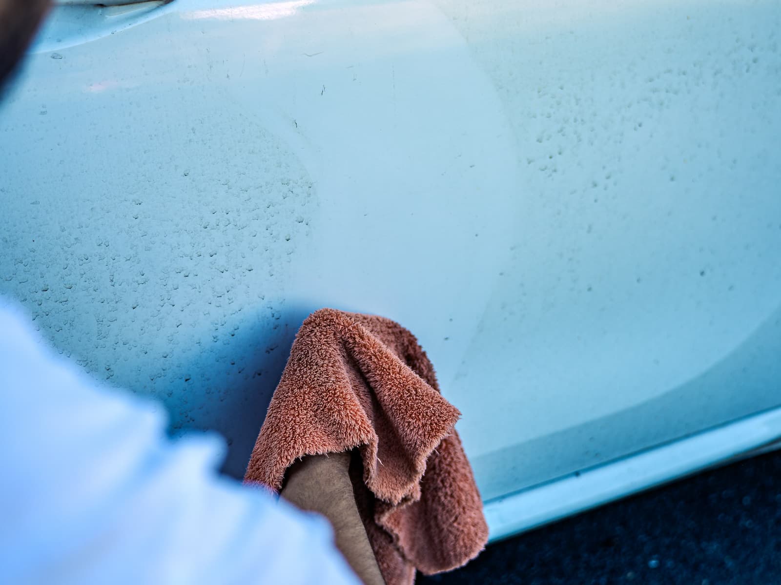 Carrosserie à la microfibre incluse dans la formule Express
